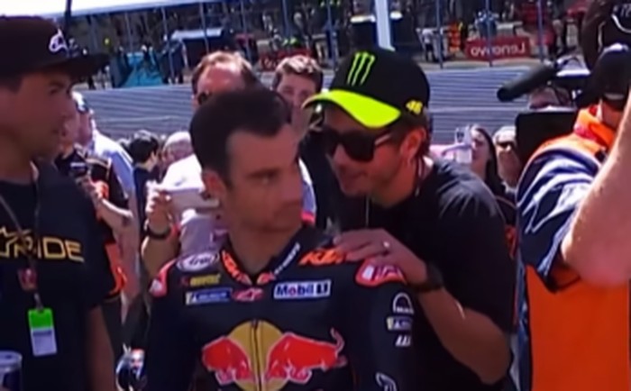 Valentino Rossi bertemu Dani Pedrosa di MotoGP Spanyol 2023.