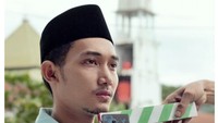 Pada Maret 2019, Zulfani Pasha juga terlibat dalam film Negeri 5 Menara dengan menjadi salah satu karakter santri. Foto: Instagram @zulfanipasha