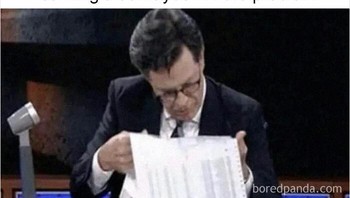 Ke mana semua ya gaji bulan ini? Foto: I Feel Personally Attacked By This Meme via Bored Panda