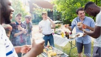 Hangout dan ngobrol asik tanpa harus tahu nama satu sama lain. Foto: I Feel Personally Attacked By This Meme via Bored Panda