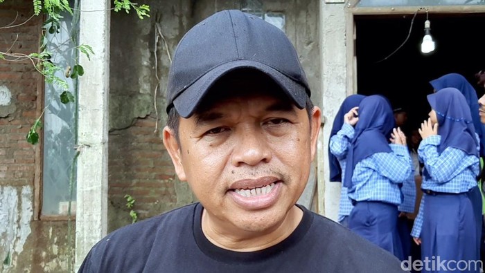 Dedi Mulyadi berencana menemui dokter Wayan.