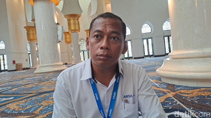 Facility Manager PT Arsa, Dhadang Setyohadi saat ditemui awak media di Masjid Raya Seikh Zayed, Solo, Rabu (3/5/2023).