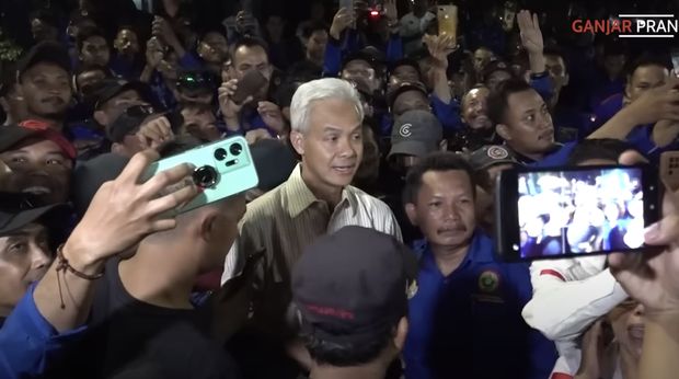 Ganjar Pranowo bertemu buruh. (Tangkapan layar youtube)