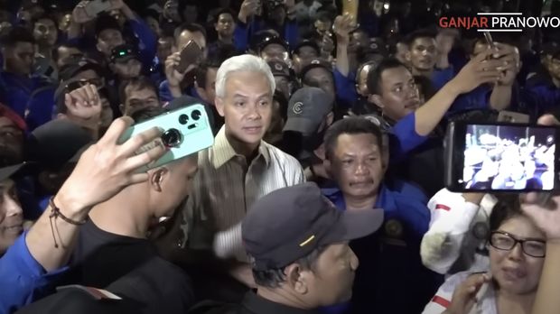 Ganjar Pranowo bertemu buruh. (Tangkapan layar youtube)
