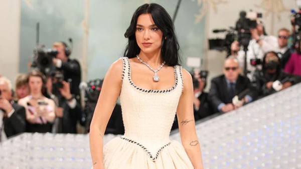 7 Gaya Artis di MET Gala 2023 yang Bisa Jadi Inspirasi Gaun Pengantin