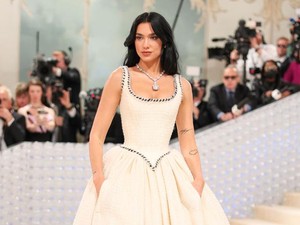 7 Gaya Artis di MET Gala 2023 yang Bisa Jadi Inspirasi Gaun Pengantin