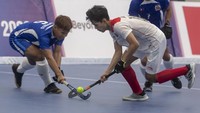 Timnas hoki indoor putra dan timnas cricket putri kategori 6s untuk pertama kalinya meraih emas di SEA Games. ANTARA FOTO/Muhammad Adimaja  