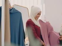 5 Adab Berpakaian bagi Muslimah, Catat Ya!