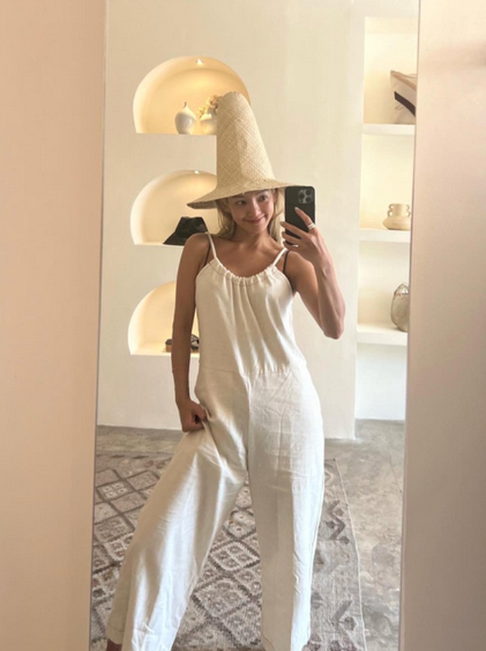 Hyoyeon Kim di Bali Hyoyeon Kim di Bali