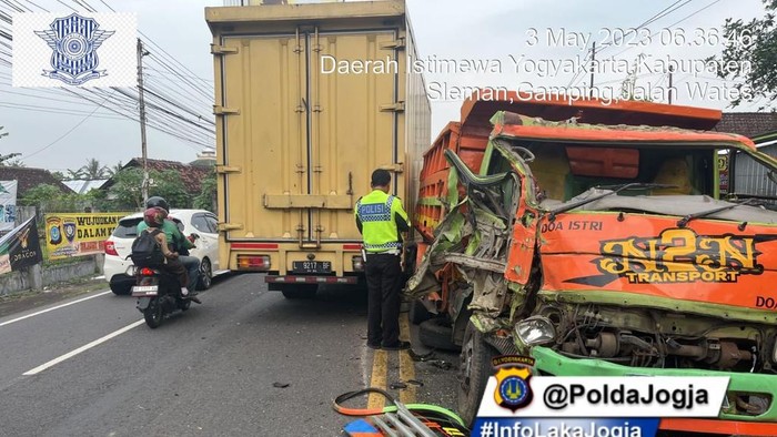 Kecelakaan truk di Gamping Sleman, Rabu (3/5/2023)