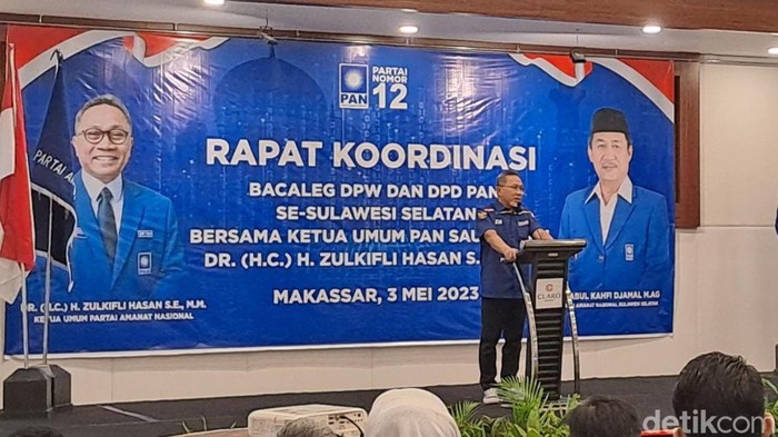 Ketua DPP PAN Zulkifli Hasan saat hadir di Makassar, Sulsel.