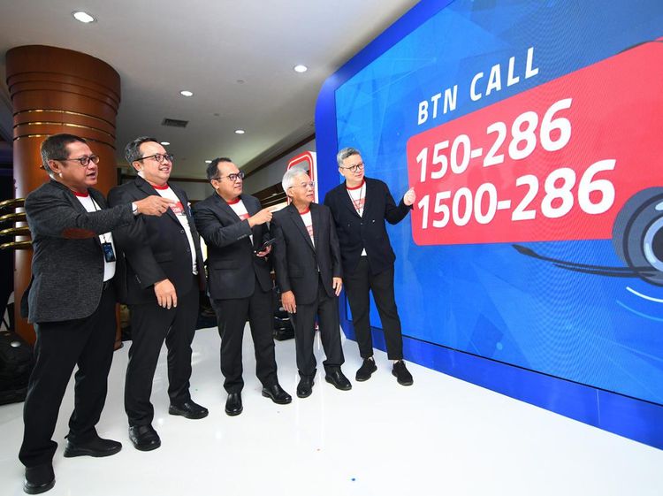 Layani Nasabah Lewat Call Center