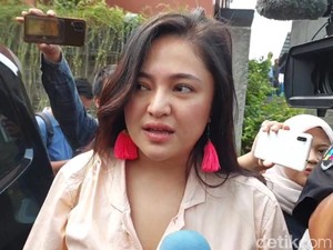 Marshanda Berduka Kakek dari Sang Ayah Meninggal Dunia