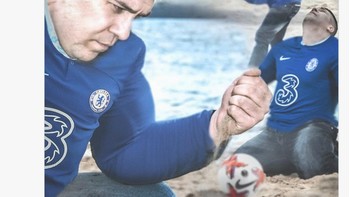 Chelsea pecahkan rekor kalah enam kali berurutan. Foto: Twitter