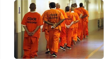 Ketika pemain Chelsea pilih masuk penjara ketimbang menangi pertandingan. Foto: Twitter