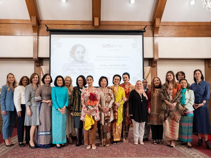 Monolog Panggil Aku Kartini Saja di KBRI Washington DC