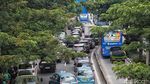 Penampakan Macet Panjang Akibat Betonisasi Flyover Pesing