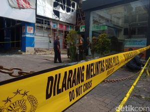 Dua dari 4 Mobil Ditemukan Hangus Terbakar di Malang Plaza