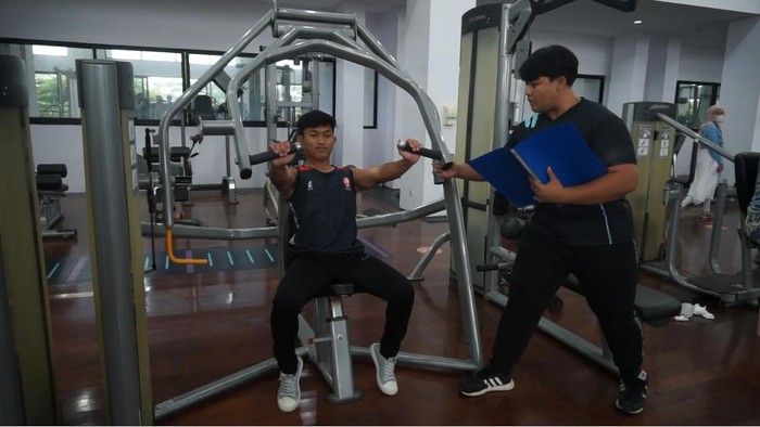 Warga KBB Memanfaatkan Waktu Usai Libur Lebaran Untuk Berolahraga