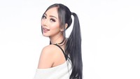 Yolla Tree juga memiliki tanah dan mobil dari hasil kerja. (Foto: dok Instagram)