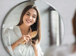 Jarang Cuci Sisir? Ini Dampaknya untuk Rambut dan Kulit Kepala