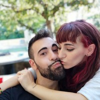 Kakak beradik satu ayah ini menjalin hubungan asmara yang mengejutkan dunia. Hubungan inses mereka tersebut jadi sorotan. Foto: dok. Instagram/@dnielparra