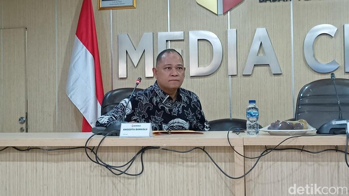 Anggota Bawaslu Totok Hariyono. (Adrial Akbar/detikcom)