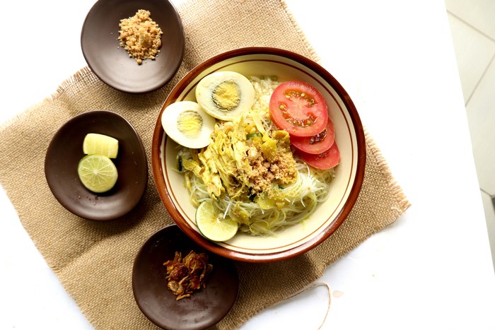 Berasal dari Jawa Timur, Ini Beda Soto Lamongan dan Soto Ambengan
