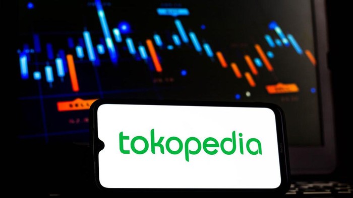 Tokopedia baru saja mengumumkan adanya kenaikan biaya. Masyarakat yang ingin melakukan belanja online kini harus merogoh kantong lebih.