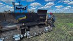 Gokil, Petani Ukraina Bikin Mesin Penjinak Ranjau dari Traktor