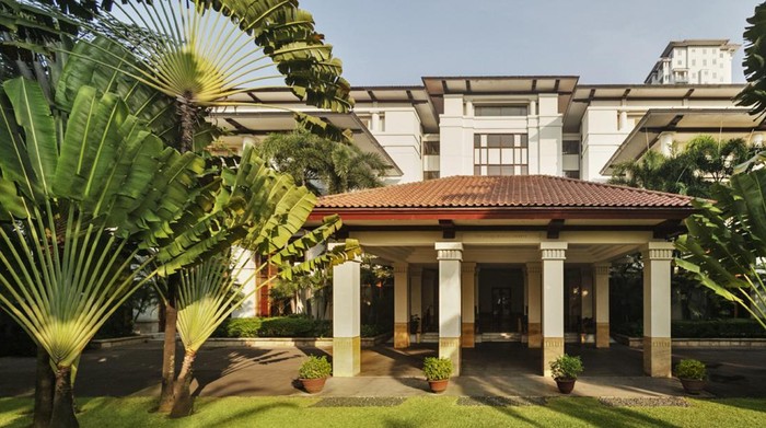 Hotel Dharmawangsa Dijual Online