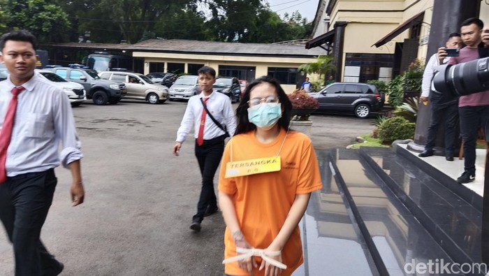 Ibu muda di Bandung yang diamankan gegara edarkan sabu-sabu