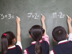 Skor Matematika & Membaca Siswa AS Anjlok, Medsos Dituding Biang Kerok