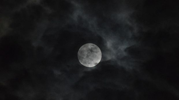 Ilustrasi gerhana bulan penumbra