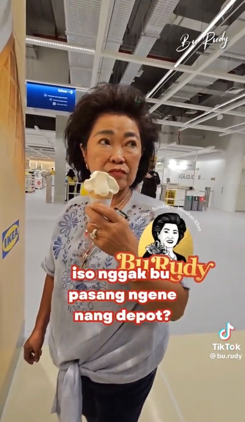 Juragan Sambal Bu Rudy Jadi Food Vlogger, Netizen Puji Keramahannya