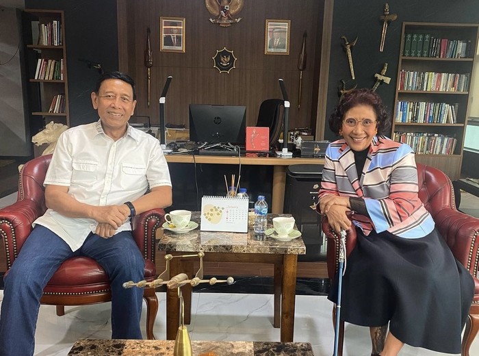 Keseruan Susi Pudjiastuti Makan Bareng Prabowo hingga Masak di Dapur