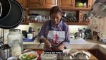 Keseruan Susi Pudjiastuti Makan Bareng Prabowo hingga Masak di Dapur