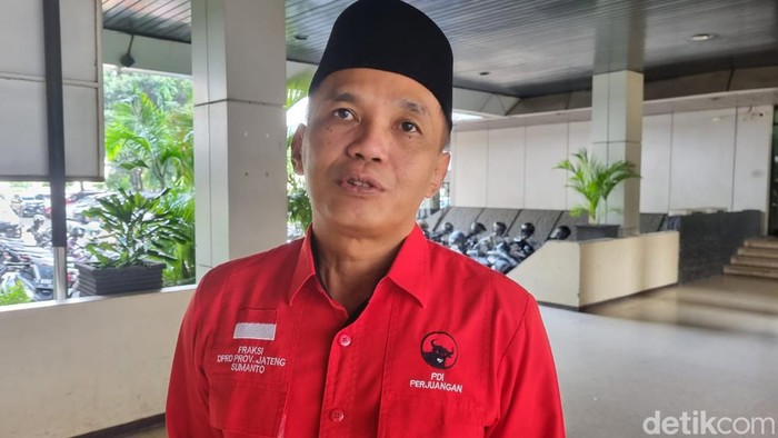 Ketua DPRD Jateng terpilih, Sumanto saat ditemui awak media di Gedung DPRD Jateng, Semarang, Kamis (4/5/2023).