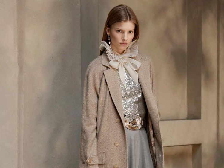 10 Koleksi Ralph Lauren Fall/Winter 2023, Busana Gaya Amerika Klasik