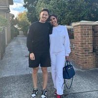 Bukan tanpa alasan, beberapa netizen menilai jika bentuk tubuh Lionel, terutama bagian kakinya terlihat seperti wanita. Tak hanya itu saja, gaya dan paras Lionel juga disebut terlihat sedikit feminin. Foto: Instagram/@lionel.lee_