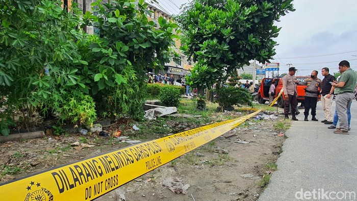 Lokasi penemuan mayat pria di Pekanbaru. (Raja Adil Siregar/detikSumut)