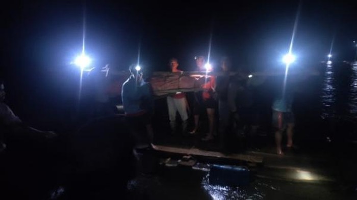 Tambang emas ilegal di Kabupaten Luwu Utara (Lutra), Sulawesi Selatan (Sulsel) mengalami longsor.