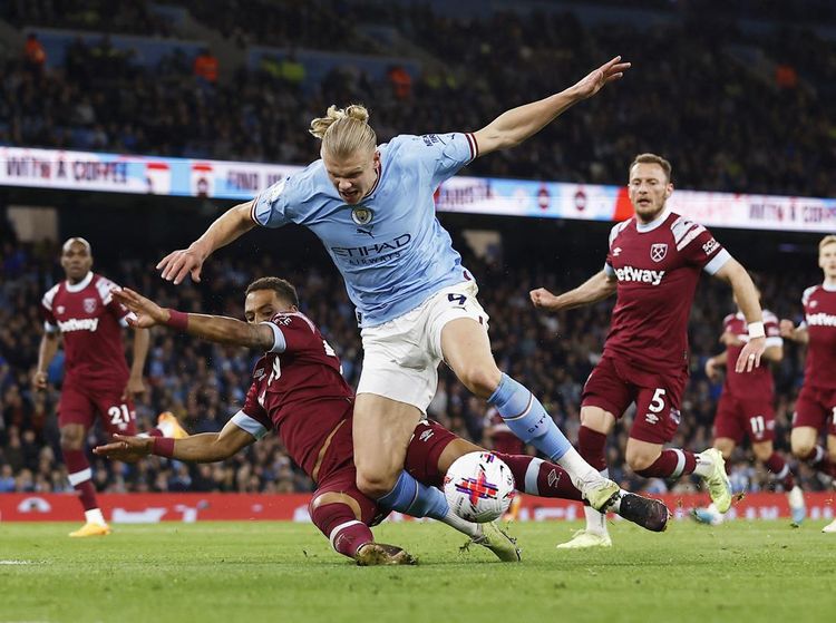 Manchester City Kembali Gusur Arsenal di Puncak Klasemen