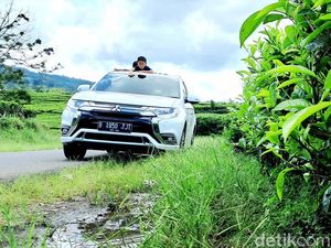 Penjualan Kurang Ngegas, Mitsubishi Outlander PHEV di Indonesia Stoknya Terbatas