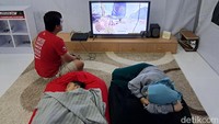 Pelayanan posko mudik lebaran di jalur Jakarta-Merak yang disediakan Mitsubishi pun sangat nyaman untuk kami sekeluarga beristirahat. Sementara itu, mobil yang kami bawa di cek oleh teknisi yang handal dan sangat membantu demi kenyamanan perjalanan mudik. 