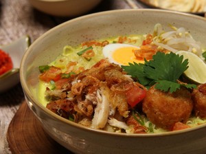 Ini 3 Soto Ayam Berkuah Santan yang Gurih di Sumatra