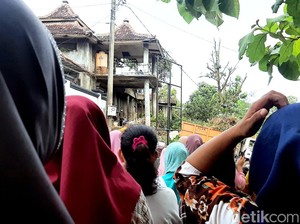 Rumah Dokter Wayan Jadi Tempat Wisata Dadakan