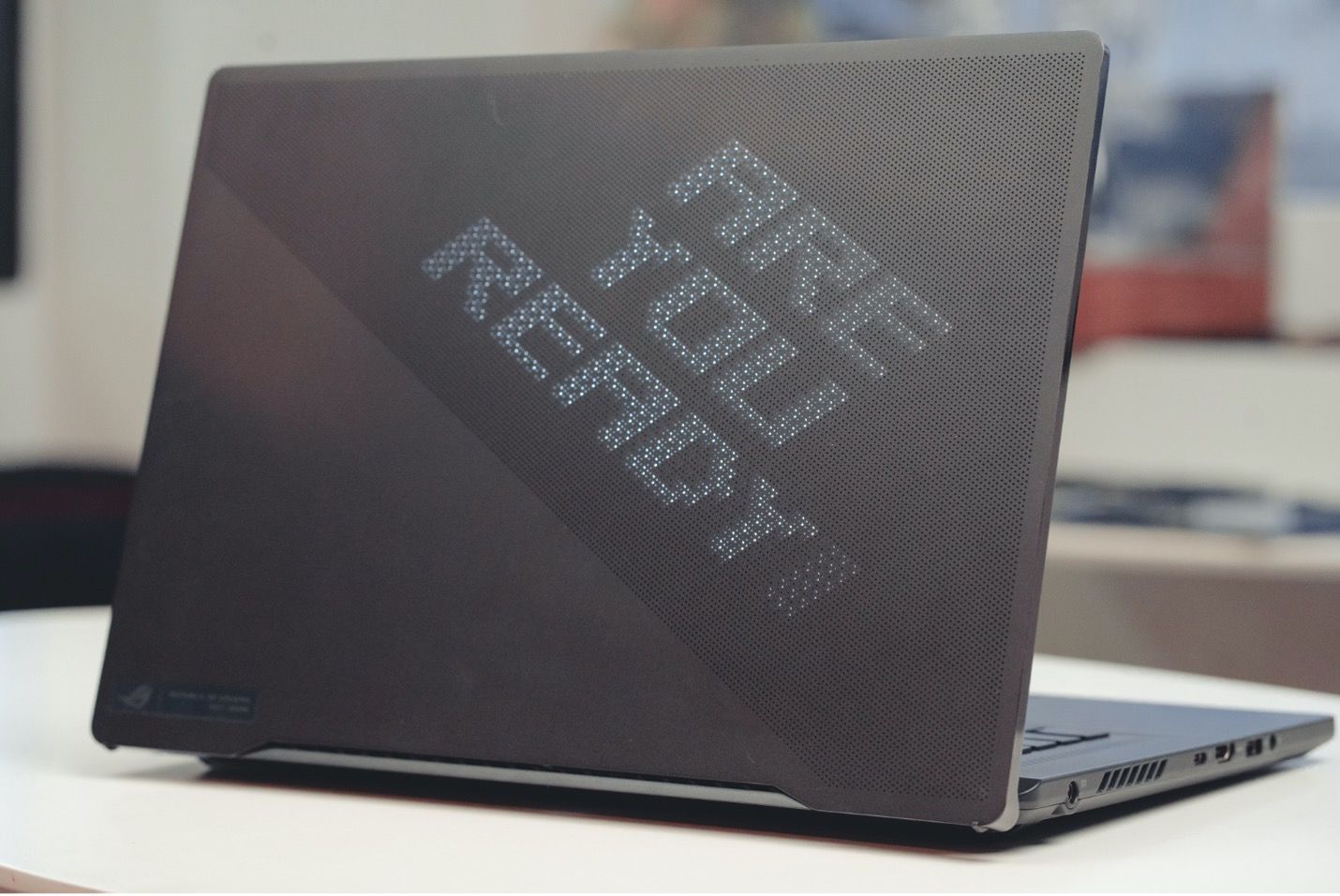 adv_asus