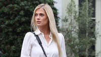 Entah kenapa Lady Amelia Windsor justru tak diundang dalam acara penting dari Raja Charles tersebut. Getty Images for Roger Vivier/Neil P. Mockford
