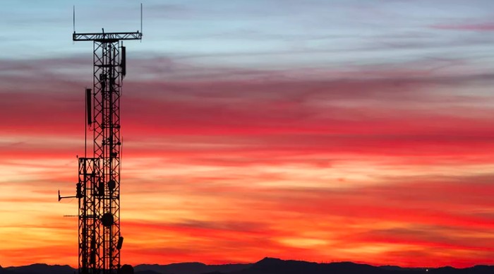 Base Transceiver Station (BTS)